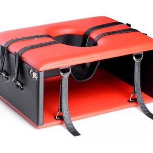 Queening / Kinging Chair